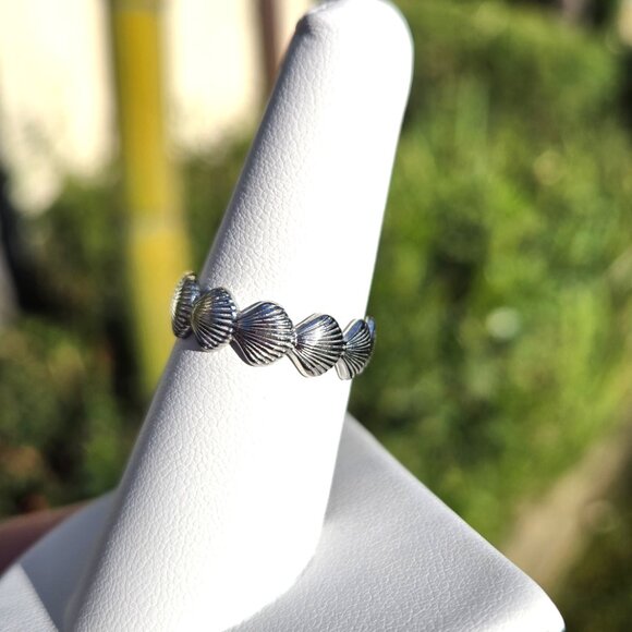 Stainless Steel Seashell Infinity Ring - Picture 3 of 7